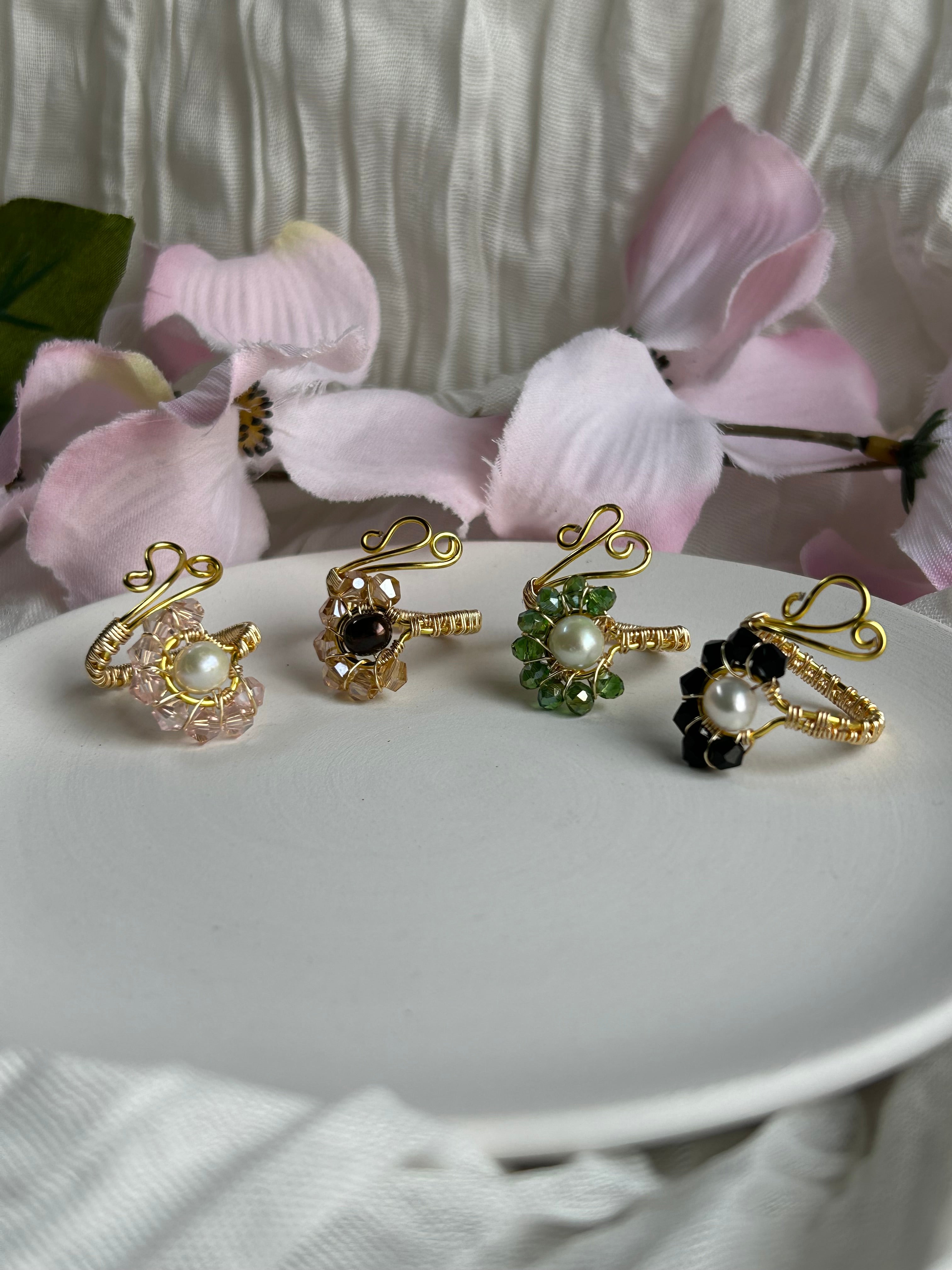Bloom Pearl Wire Ring. Handmade Adjustable, Crystal beads, one Freshwater Pearl and non-tarnish Wire.