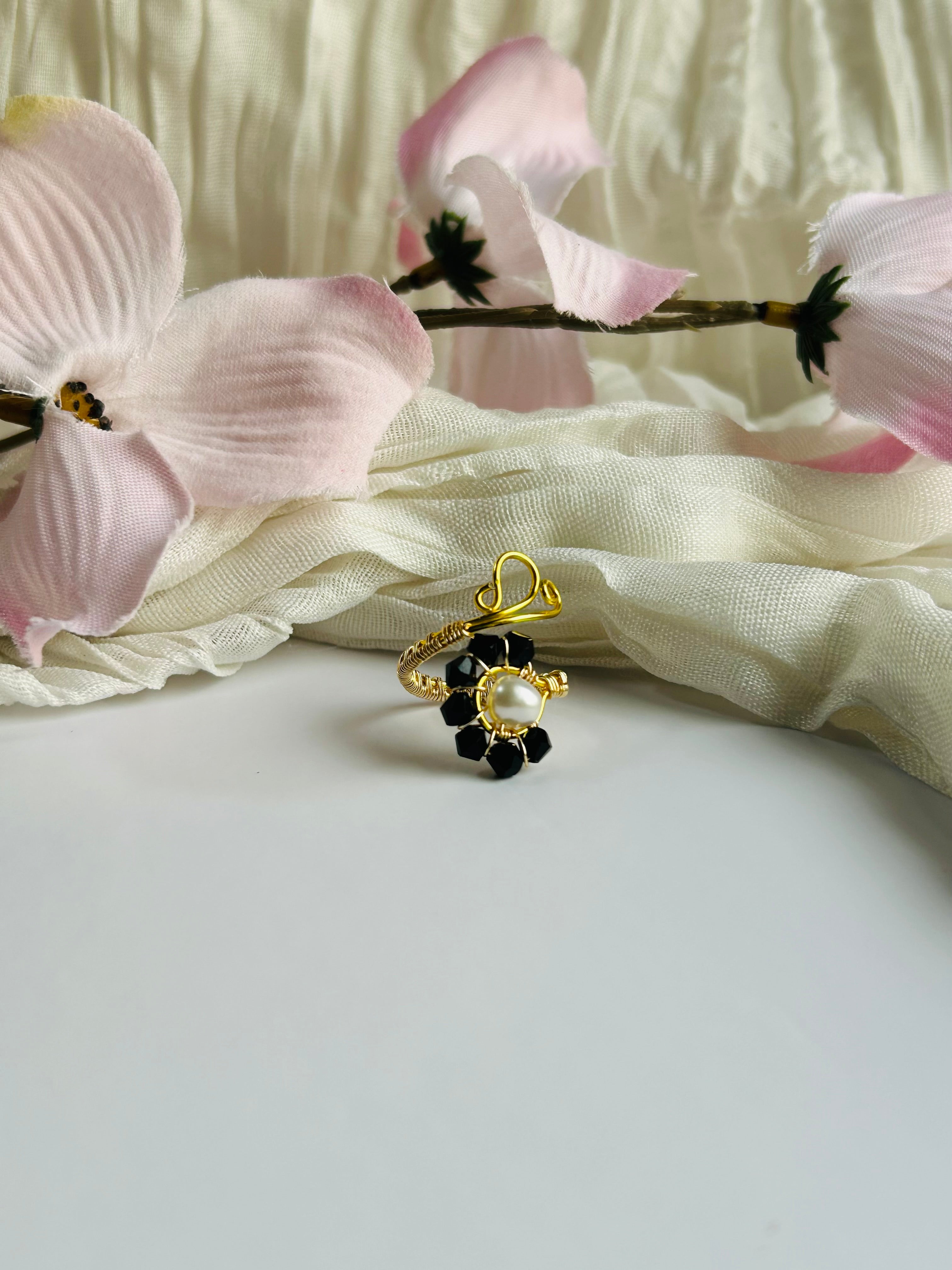 Bloom Pearl Wire Ring. Handmade Adjustable, Crystal beads, one Freshwater Pearl and non-tarnish Wire.