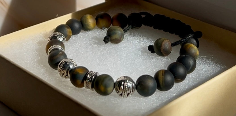 Bluish Brown Tiger Eye Bracelet Unique 8 mm Beaded Adjustable Elegant Accessory for Any Occasion Youth Jewelry Multicolored Accents