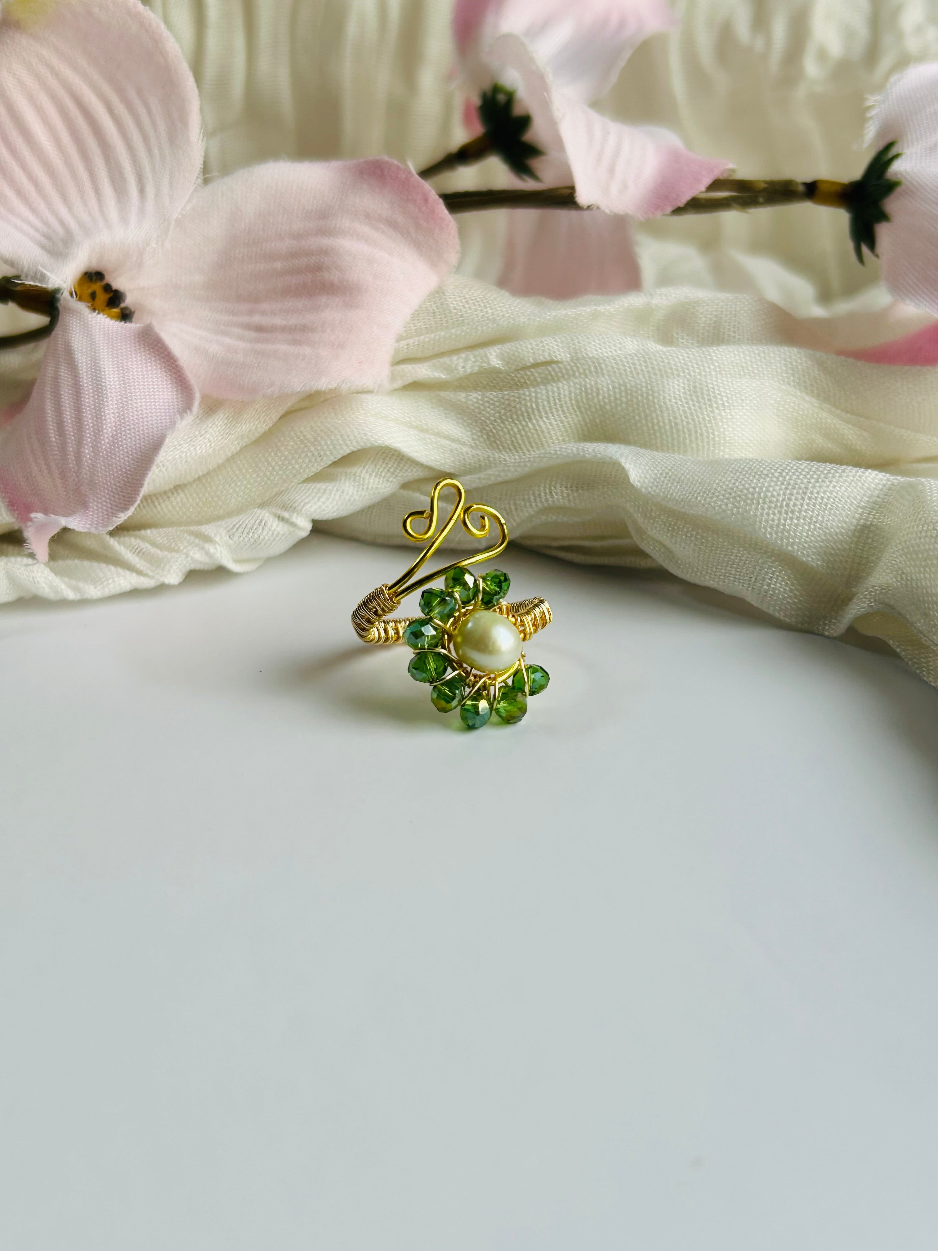 Bloom Pearl Wire Ring. Handmade Adjustable, Crystal beads, one Freshwater Pearl and non-tarnish Wire.