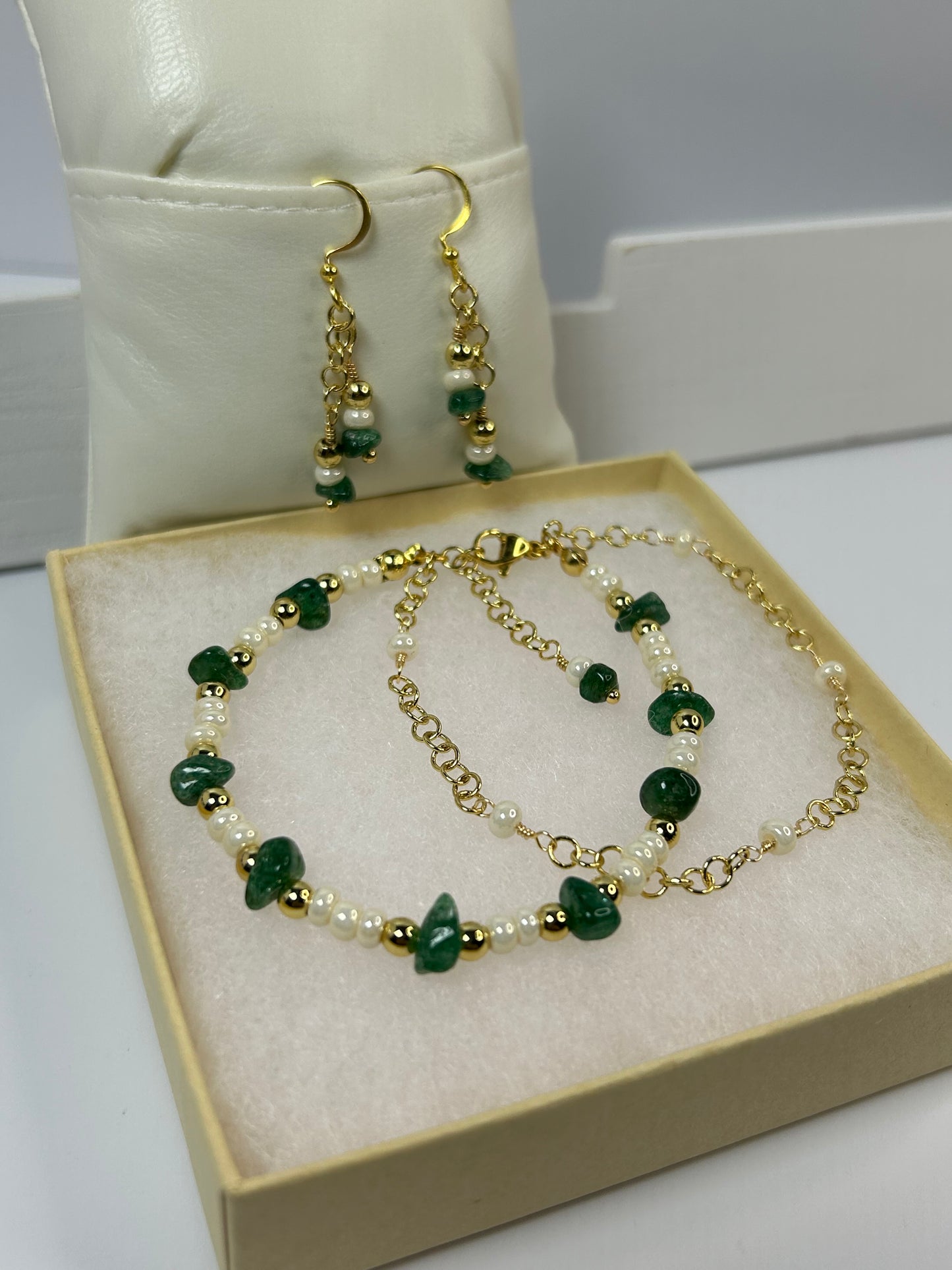 Natural Chip stones Bracelet & Earring set