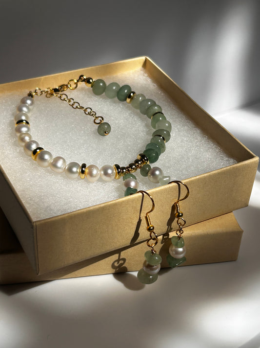 White Freshwater Pearls, Green Aventurine Gemstone, 14k Gold Plated Metal Bracelet & Earrings Set